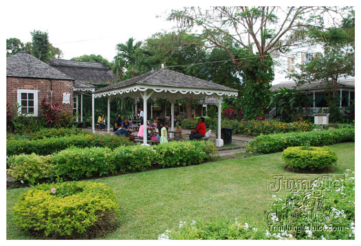 1-devon_house-028