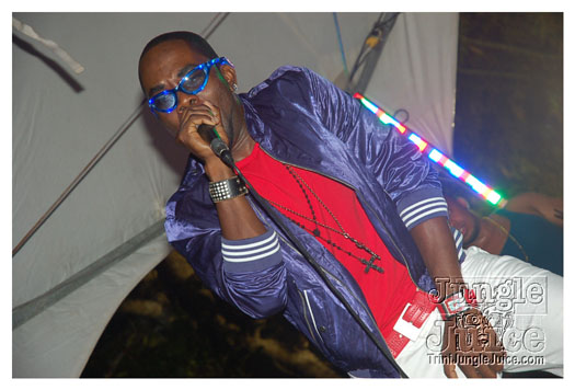 shades_sep24-150