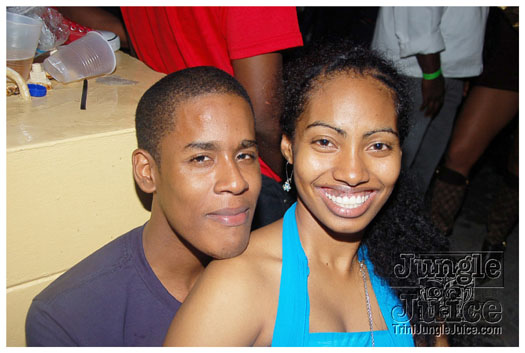 unfaithful_2010-072