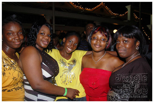 unfaithful_2010-082