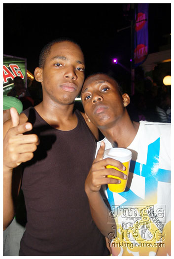 unfaithful_2010-083
