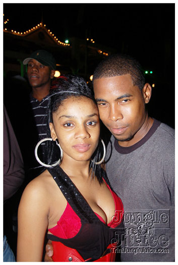 unfaithful_2010-094