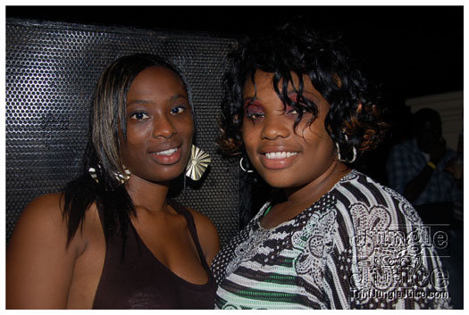 unfaithful_2010-097
