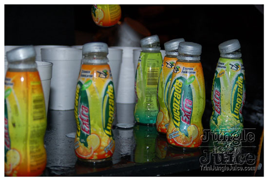 uwi_splash_2010-061