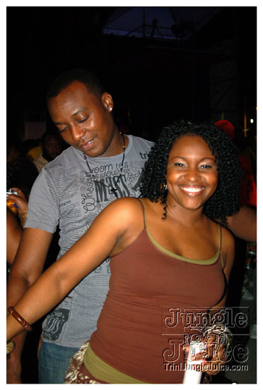 uwi_splash_2010-101