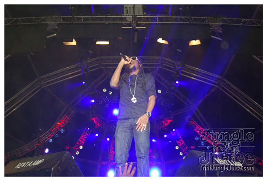 uwi_splash_2010-144