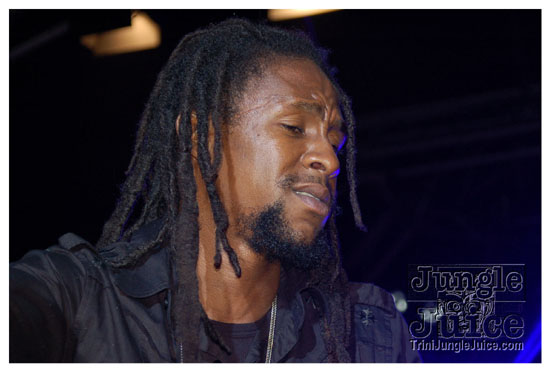 uwi_splash_2010-149