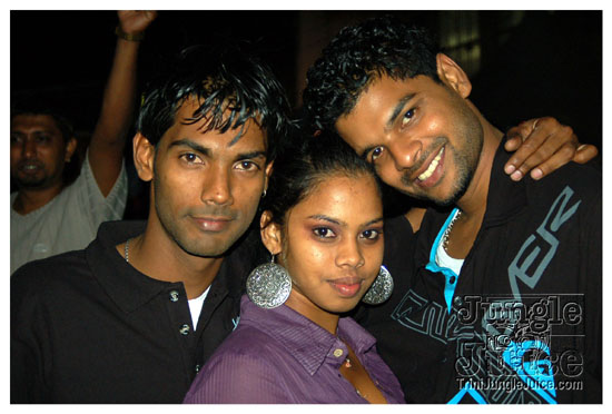 uwi_splash_2010-157