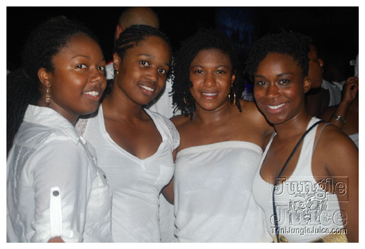 whiteout_jul17-052