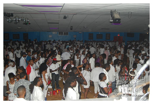 12th_annual_wear_white_may29-103