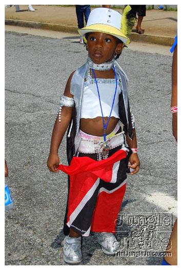atl_carnival_parade_2011_part1-069