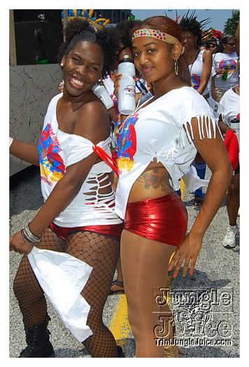atl_carnival_parade_2011_part1-082