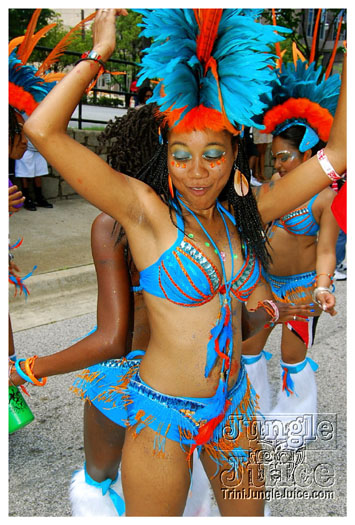 atl_carnival_parade_2011_part1-086