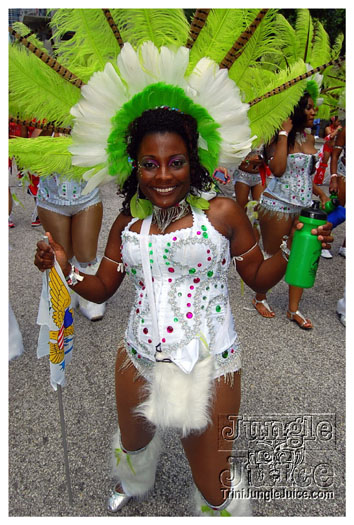 atl_carnival_parade_2011_part1-094
