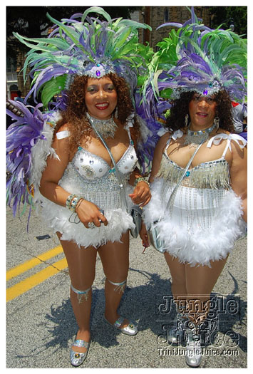 atl_carnival_parade_2011_part1-178