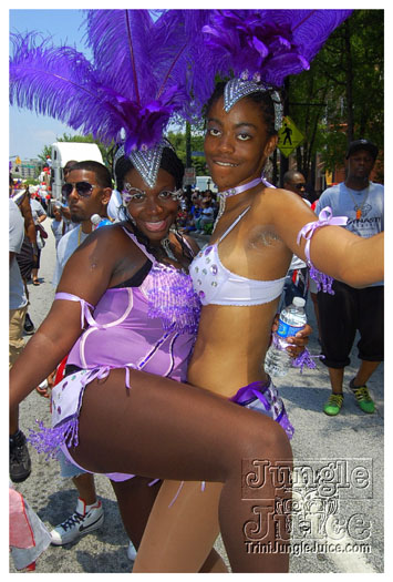 atl_carnival_parade_2011_part1-183