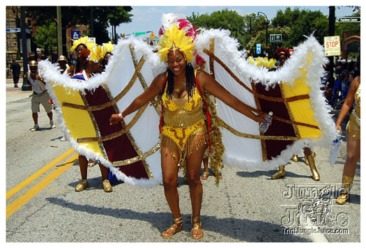 atl_carnival_parade_2011_part1-198