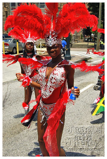 atl_carnival_parade_2011_part1-211