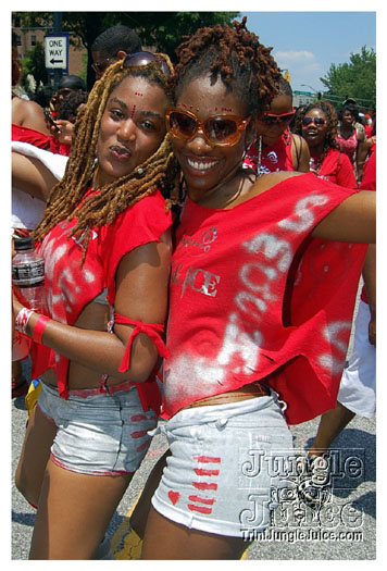 atl_carnival_parade_2011_part1-231