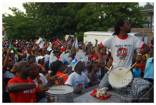 atl_carnival_parade_2011_part1-251