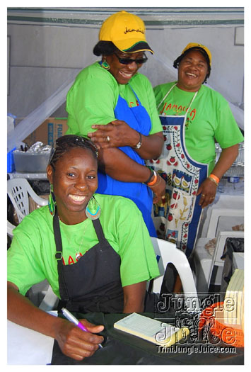 atl_carnival_parade_2011_part2-188