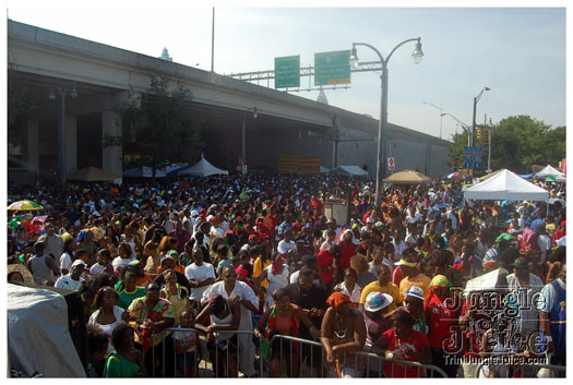 atl_carnival_parade_2011_part2-208