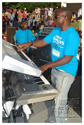 atl_carnival_parade_2011_part2-229