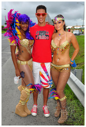 kadooment_day_2011_pt1-005
