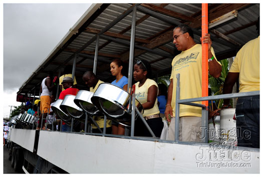kadooment_day_2011_pt1-007