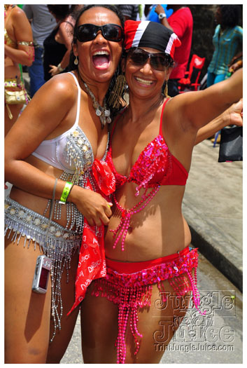 kadooment_day_2011_pt2-064