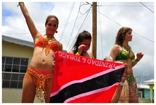 kadooment_day_2011_pt2-065