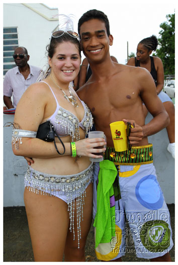 kadooment_day_2011_pt2-080