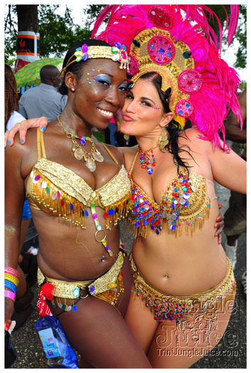 kadooment_day_2011_pt2-137