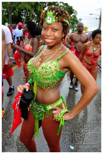 kadooment_day_2011_pt2-155