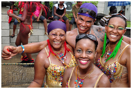 kadooment_day_2011_pt2-162