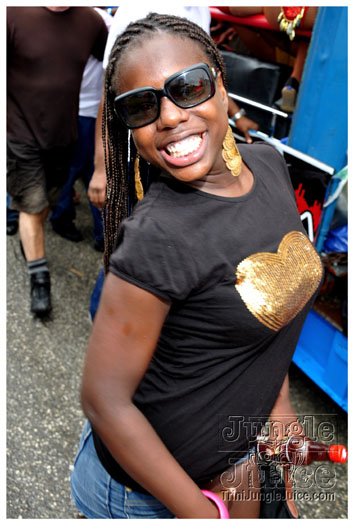 kadooment_day_2011_pt2-270