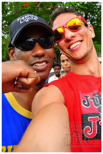 kadooment_day_2011_pt2-289