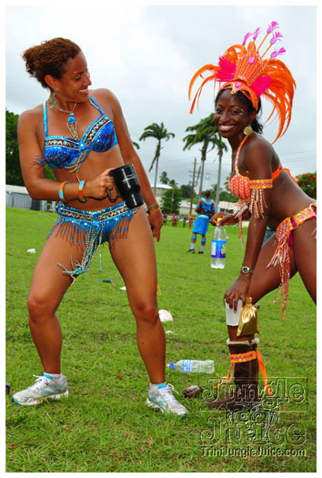 kadooment_day_2011_pt2-290