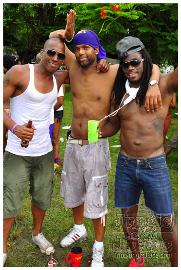 kadooment_day_2011_pt2-291
