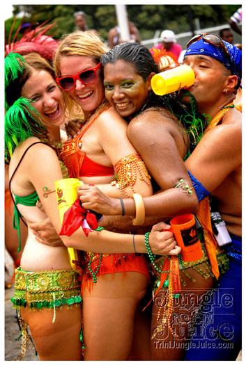 kadooment_day_2011_pt3-123