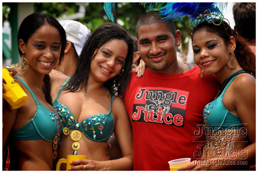 kadooment_day_2011_pt3-153