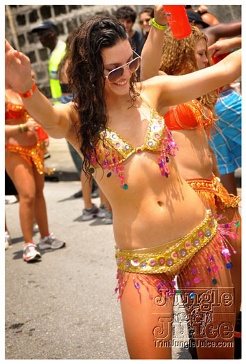 kadooment_day_2011_pt3-158