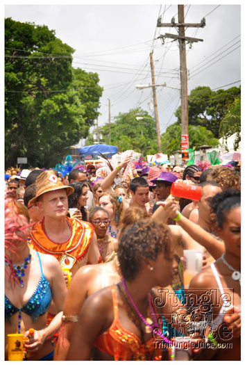kadooment_day_2011_pt3-159