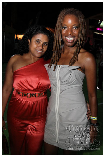 rihanna_loud_tour_2011-328