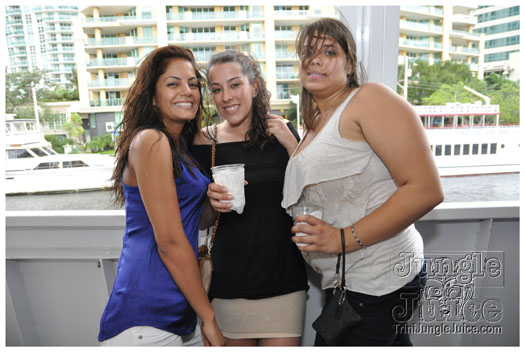 frenzy_boatride_2011-148