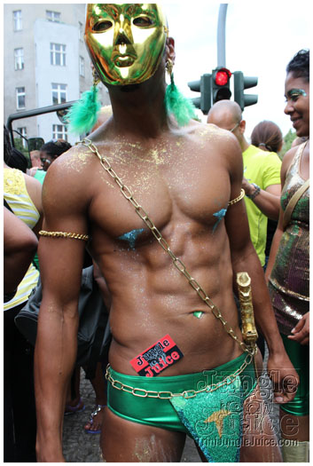 berlin_carnival_emerald_city_jun12-090
