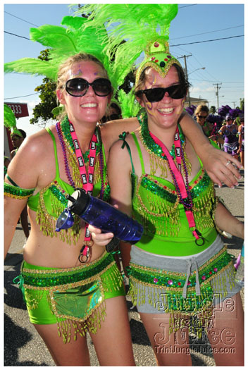 cayman_carnival_2011_part3-111