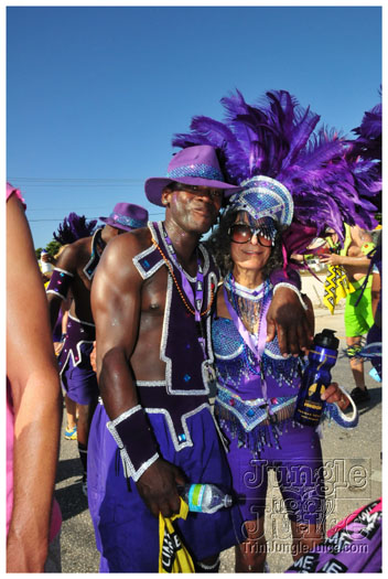 cayman_carnival_2011_part3-115