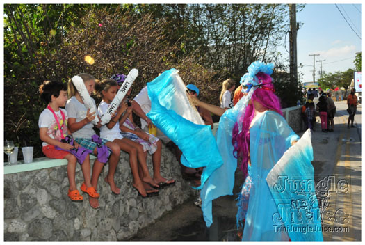 cayman_carnival_2011_part3-129