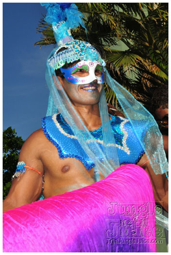 cayman_carnival_2011_part3-135